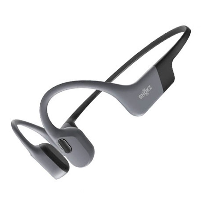 샥즈오픈스윔은 귀를 막지 않는 오픈이어 골전도 기술로 수영 중에도 선명한 사운드를 제공합니다. 방수 등급 IP68, 8시간 연속 재생, 편안한 착용감까지 갖춘 수영 특화 무선 이어폰입니다.
